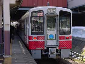 HK100`