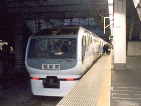 TOM񑡂SVxq